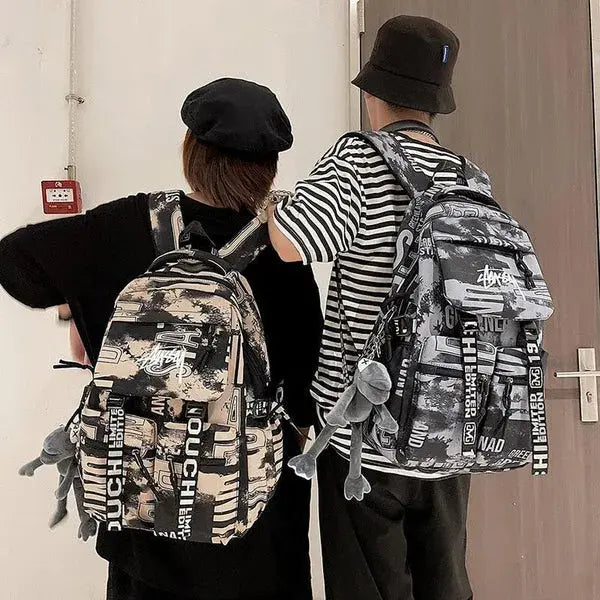 Mochila Escolar Grafite Gangsta Múltiplos Bolsos